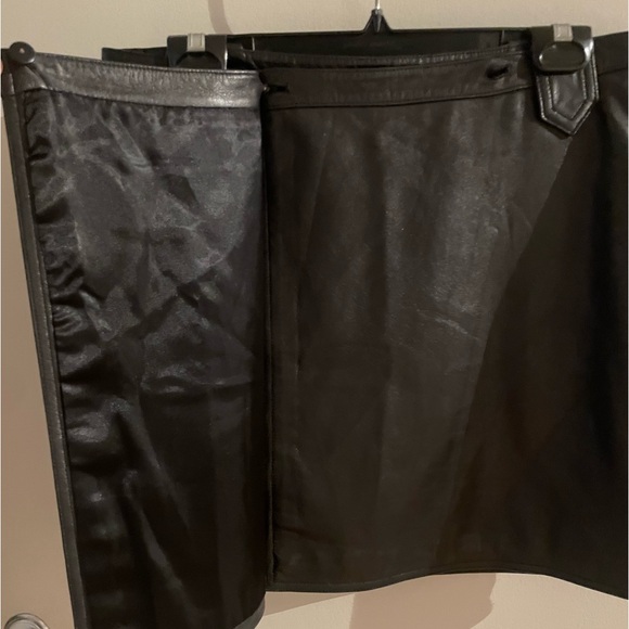 Club Monaco 100% Black Leather Skirt - Gently Used - Picture 4 of 5